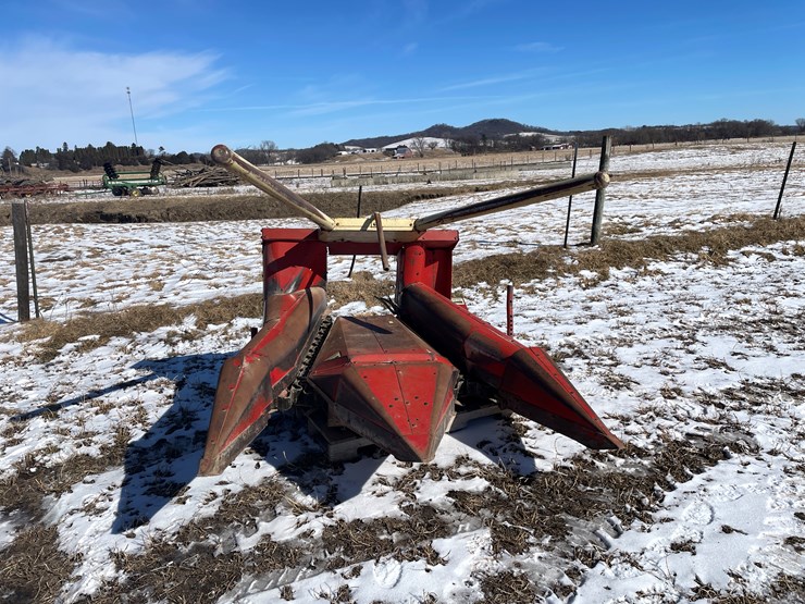 #3270-•-gehl-(2)-row-corn-head-image-2