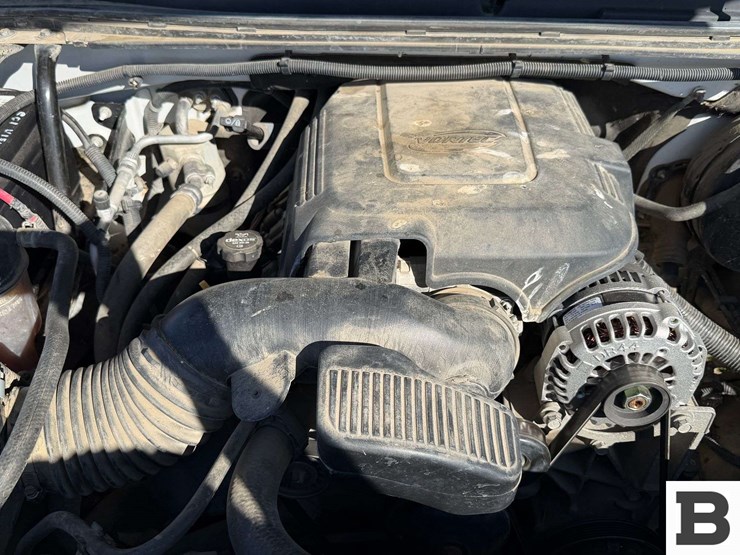 2012-chevrolet-silverado-1500-image-9