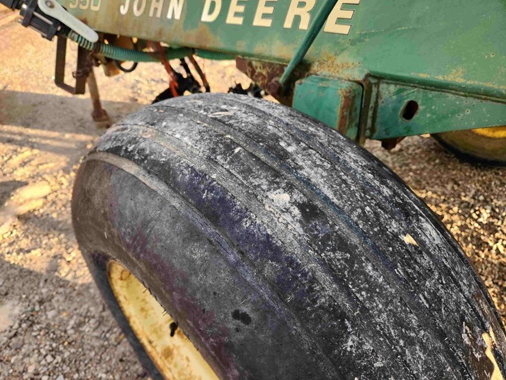 john-deere-550-image-13