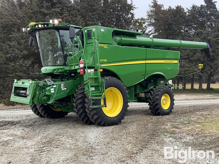 2019-john-deere-s770-image-1