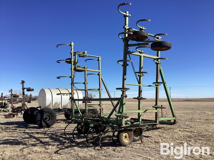 john-deere-1610-image-5