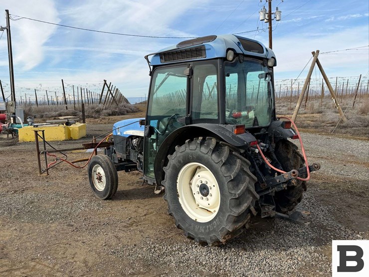 2008-new-holland-tn85fa-image-3