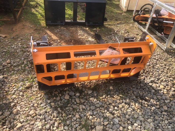 #52-•-skid-steer-pallet-forks-image-2