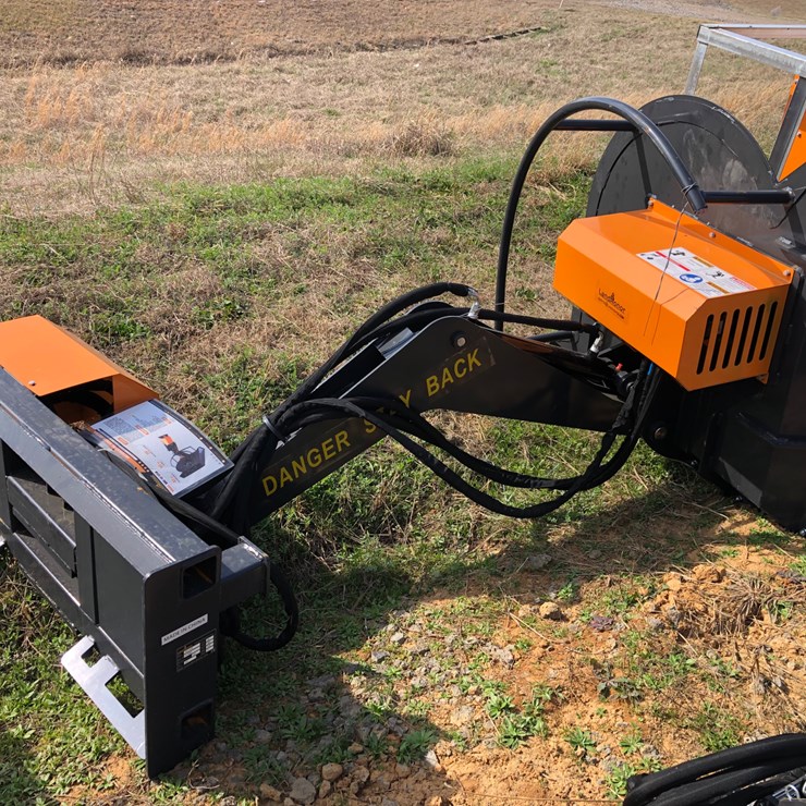 #70 • ARTICULATING SIDE ARM MOWER