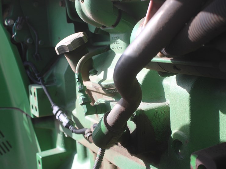 john-deere-8285r-image-46