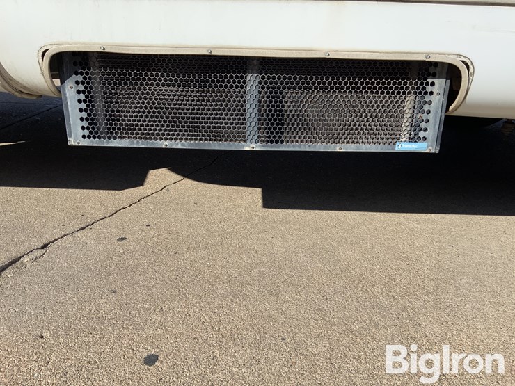 2010-ford-e450-image-17