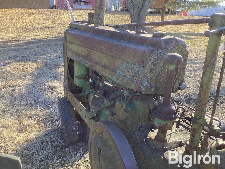 john-deere-a-image-13