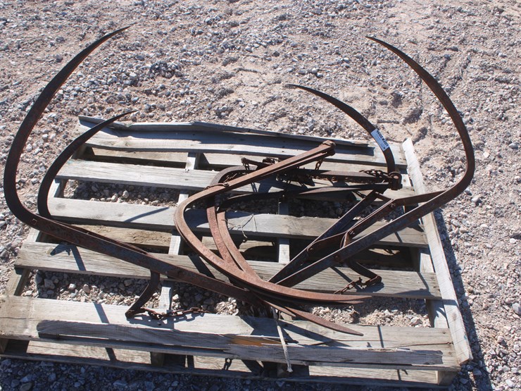 #2036-•-hay-hooks-(2-pieces)-image-2