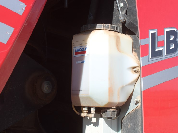 2019-case-ih-lb434xl-image-22