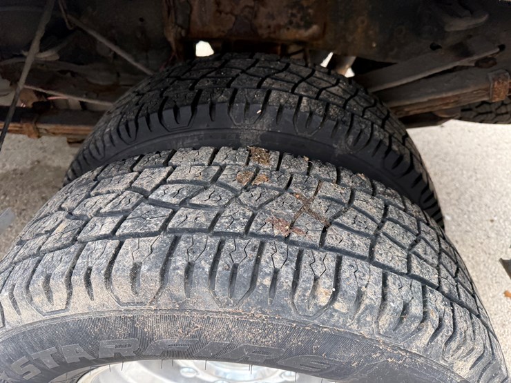 2010-ford-f350-image-28