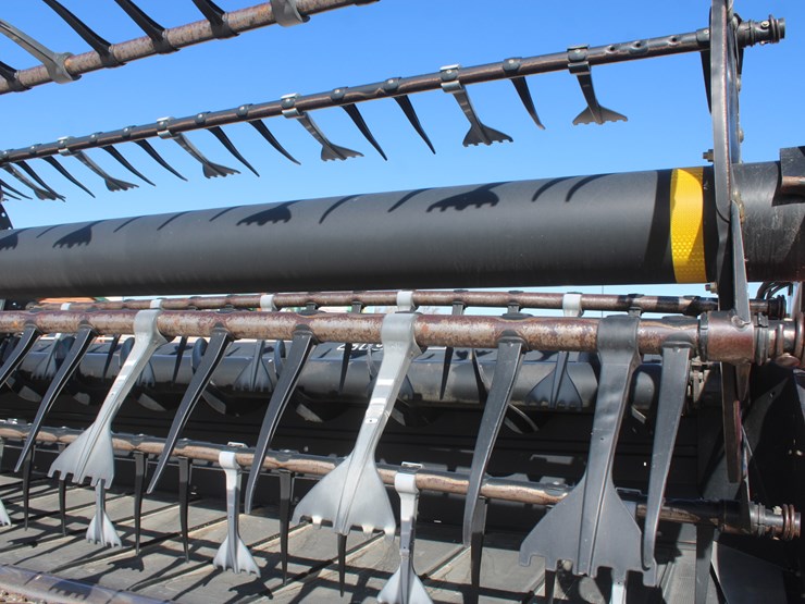 2011-case-ih-2162-image-14