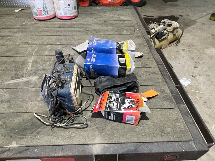 #7231-•-miscellaneous-shop-items-image-4