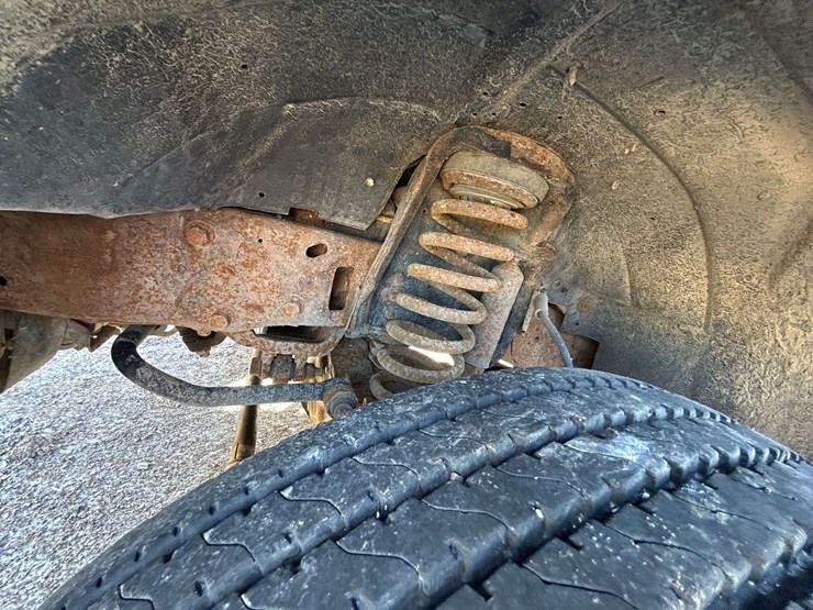 2005-ford-f450-image-21