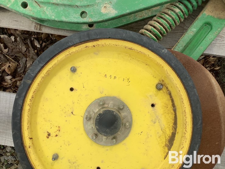 john-deere-1775-image-10