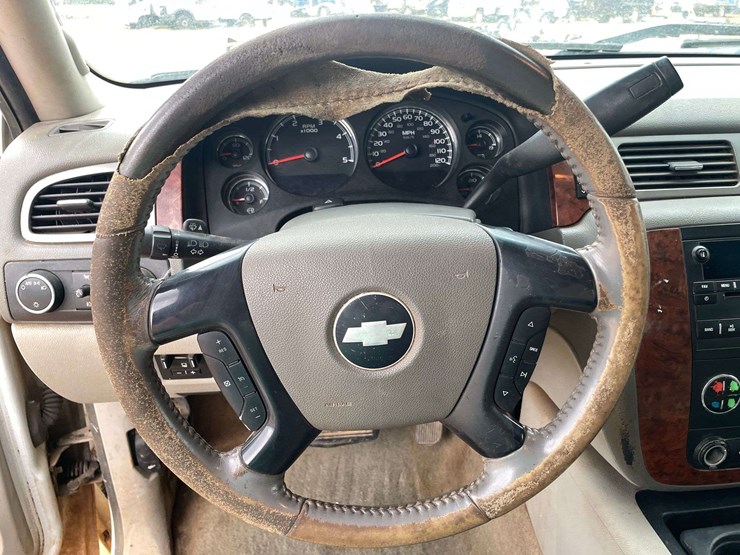 2008-chevrolet-silverado-3500-image-12