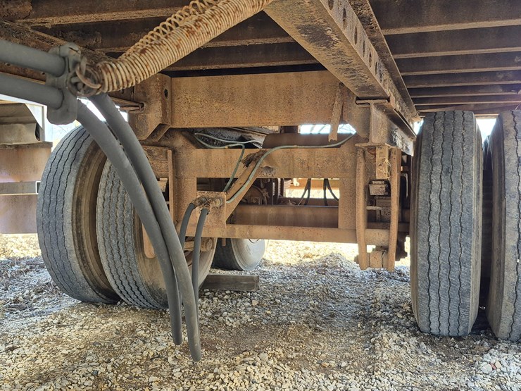 1971-fruehauf-trailer-image-12
