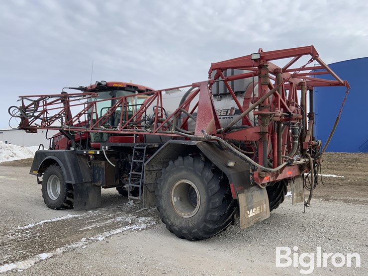 2013-case-ih-titan-4030-image-7