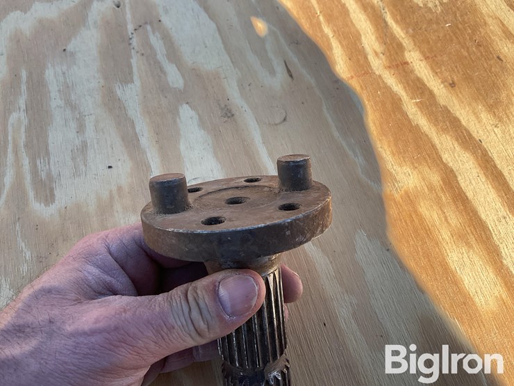 john-deere-10-image-13