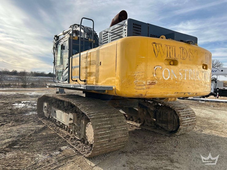 2016-john-deere-470g-hydraulic-excavator-image-2