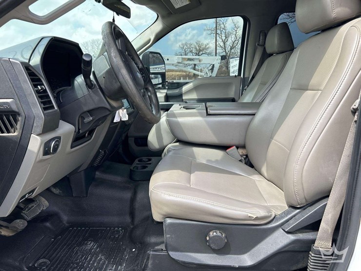 2019-ford-f250-image-13