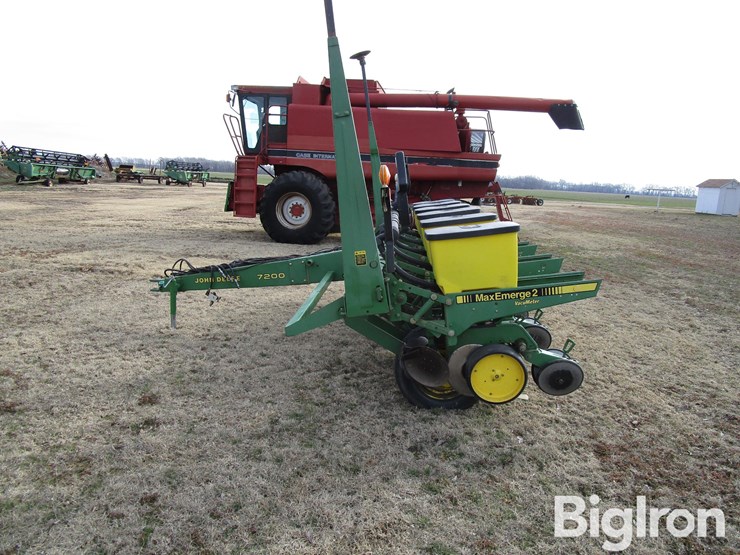 john-deere-7200-image-8