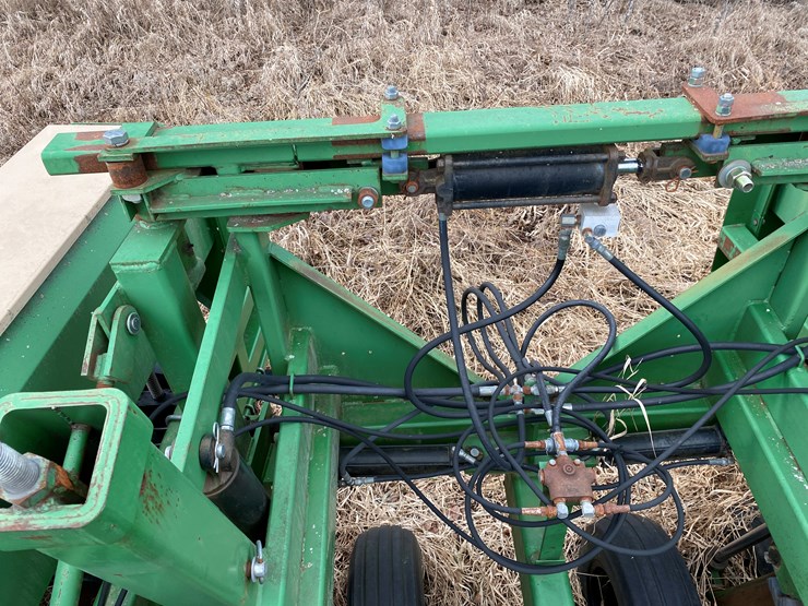 great-plains-solid-stand-30-image-24