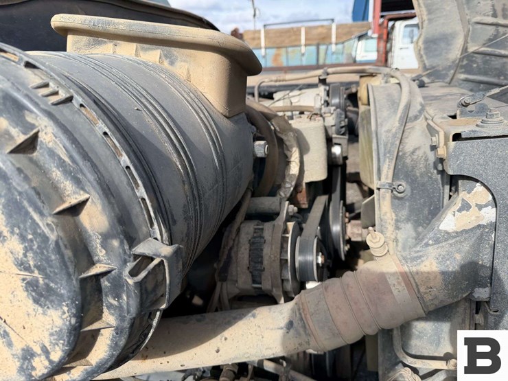 2003-international-durastar-4300-image-30