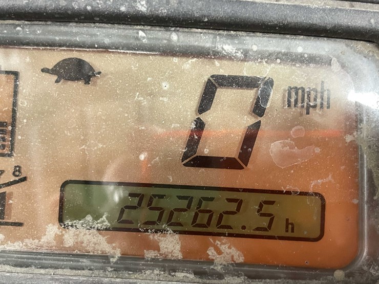 #1230-•-toyota-electric-forklift-(shawano,-wi)-image-40