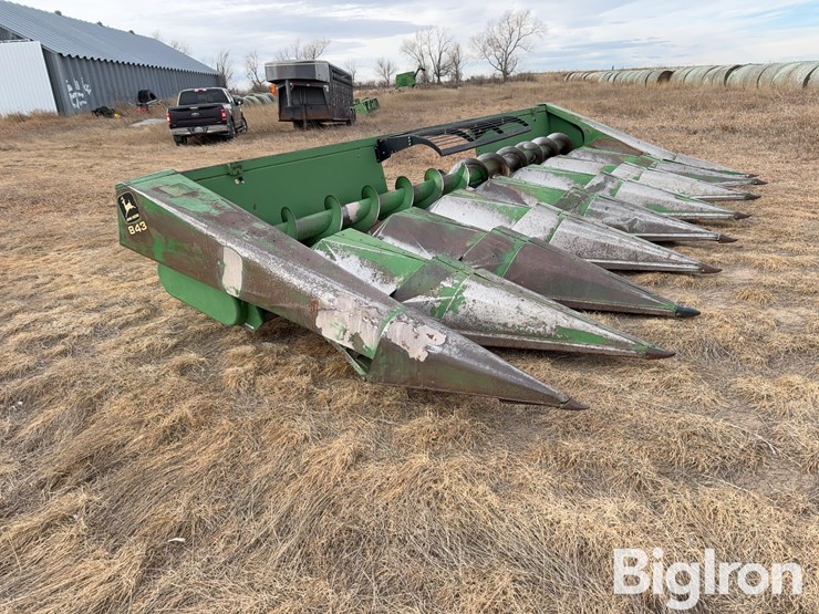 john-deere-843-image-3