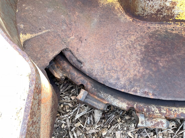 2005-deere-643j-image-17