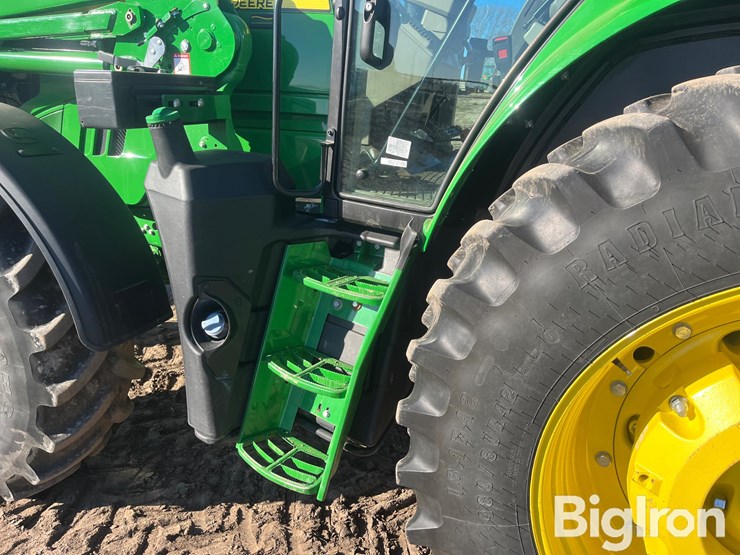 2019-john-deere-6145m-image-10