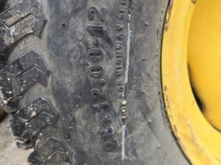 2006-john-deere-3245c-image-24