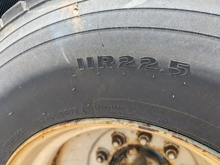 2006-international-durastar-4300-image-14