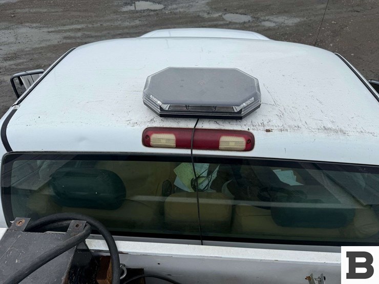 2002-chevrolet-silverado-2500-image-28