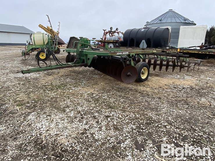 john-deere-215-image-2