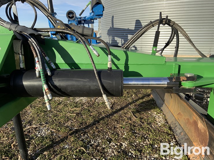 2013-rhino-3500-image-17