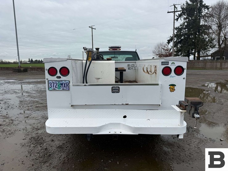 2002-chevrolet-silverado-2500-image-4