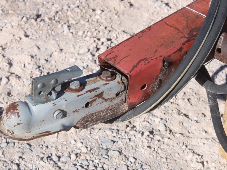 new-holland-166-image-10