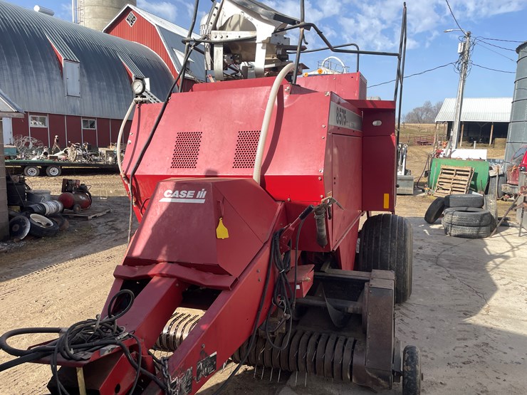 #3200-•-case-8575-square-baler-image-2