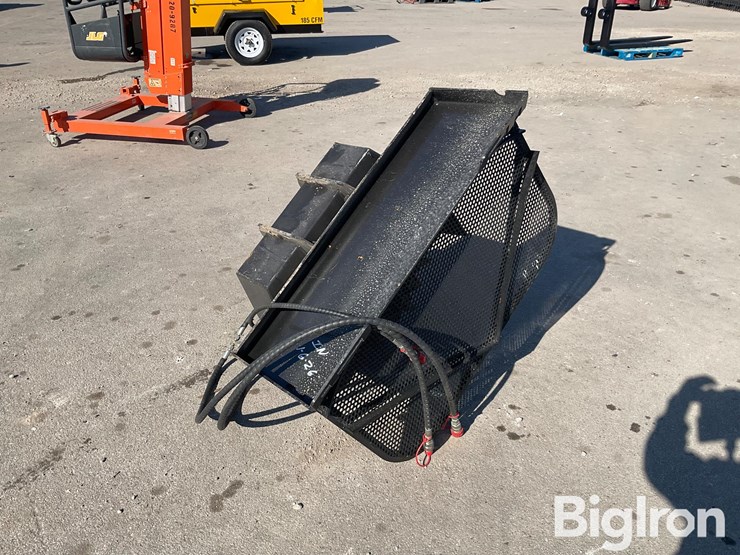 2025-massey-ferguson-730-image-7