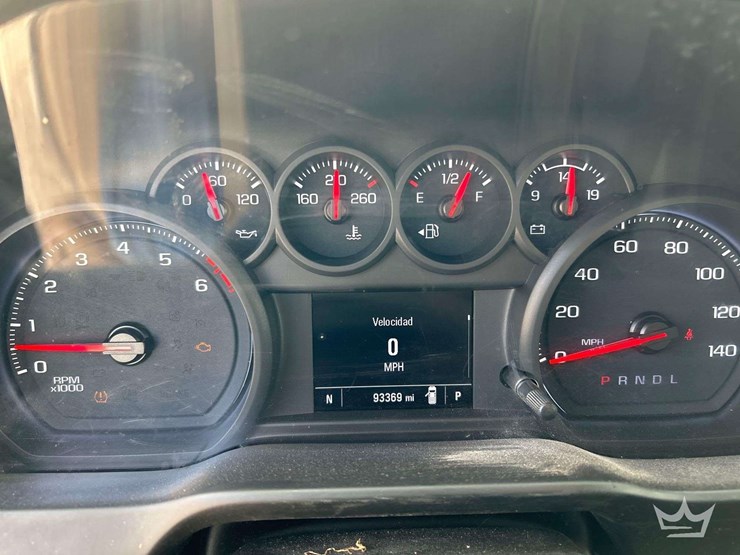 2021-chevrolet-silverado-2500-image-15