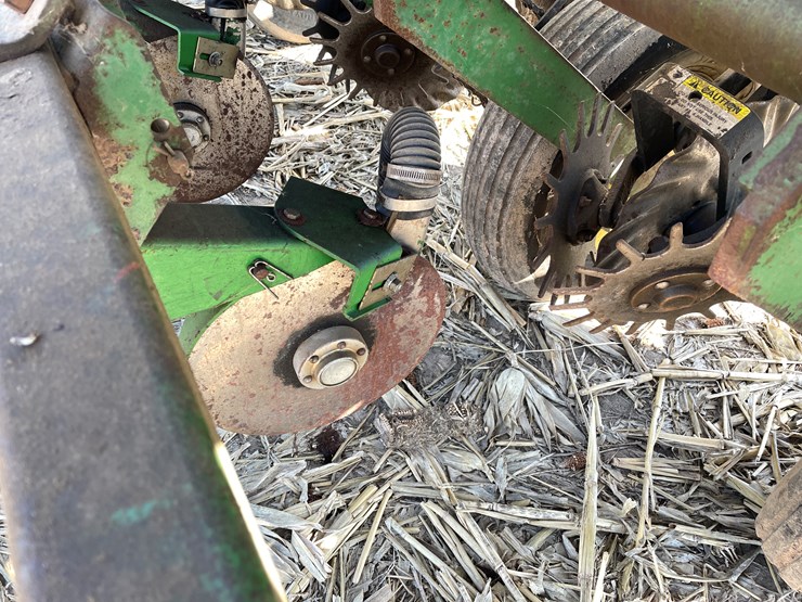 john-deere-7000-image-27