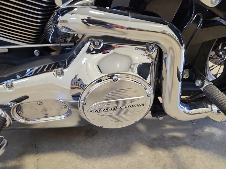 2005-harley-davidson-flsts-softail-springer-classic-motorcycle-image-12