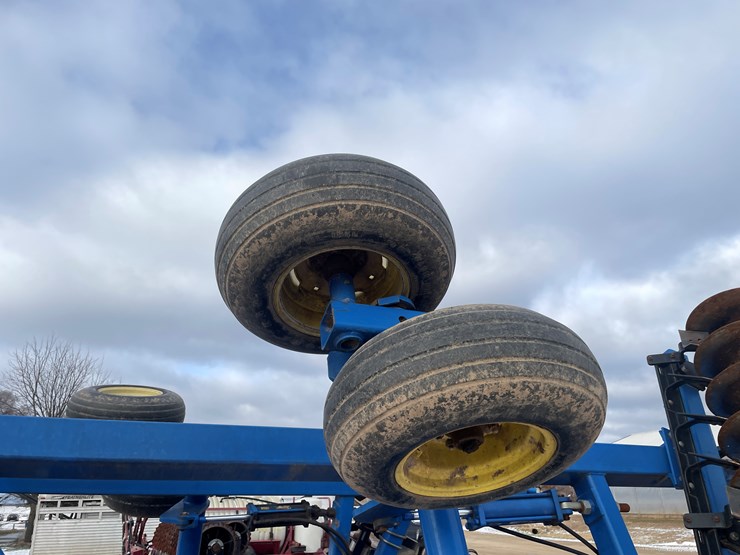 #1070-•-landall-6230-heavy-duty-disk-(somerset,-wi)-image-22