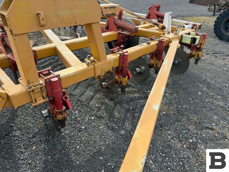 1995-haybuster-3200-image-18