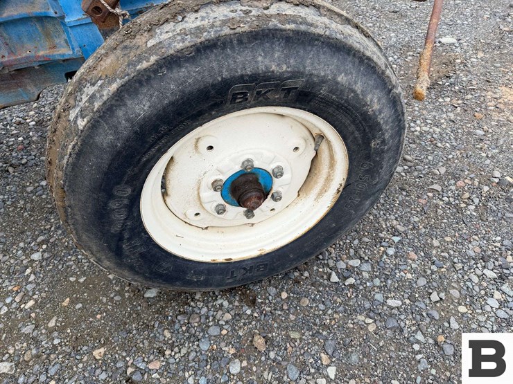 1986-ford-4610-image-25