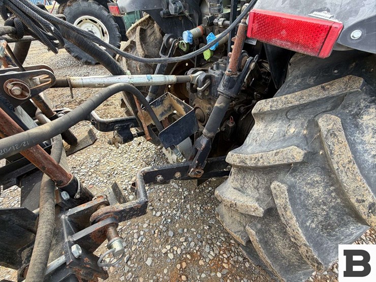 2008-new-holland-tn85fa-image-25