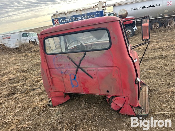 international-b-image-6