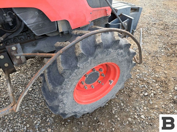 2014-kubota-m8540hd-image-21