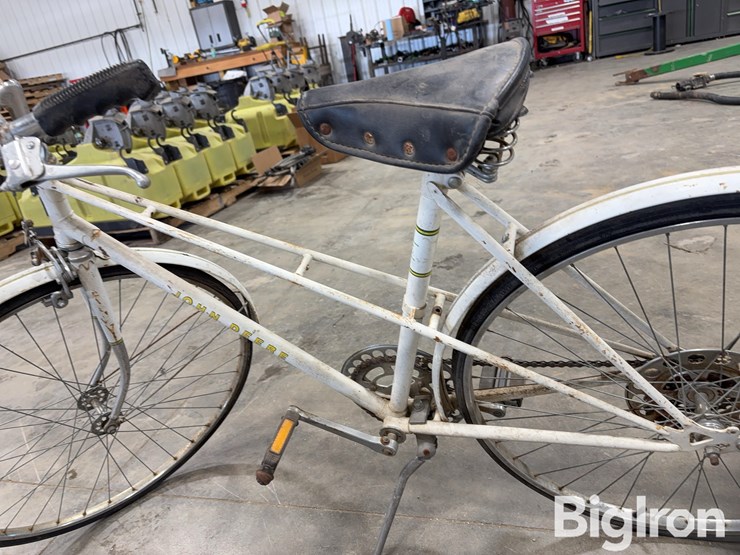 john-deere-5-image-18